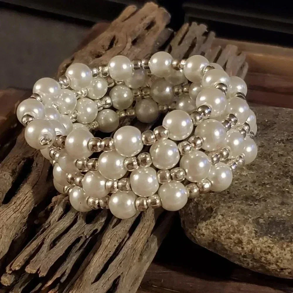 Handcrafted Snow White Glass Pearl Silver Beads Wr